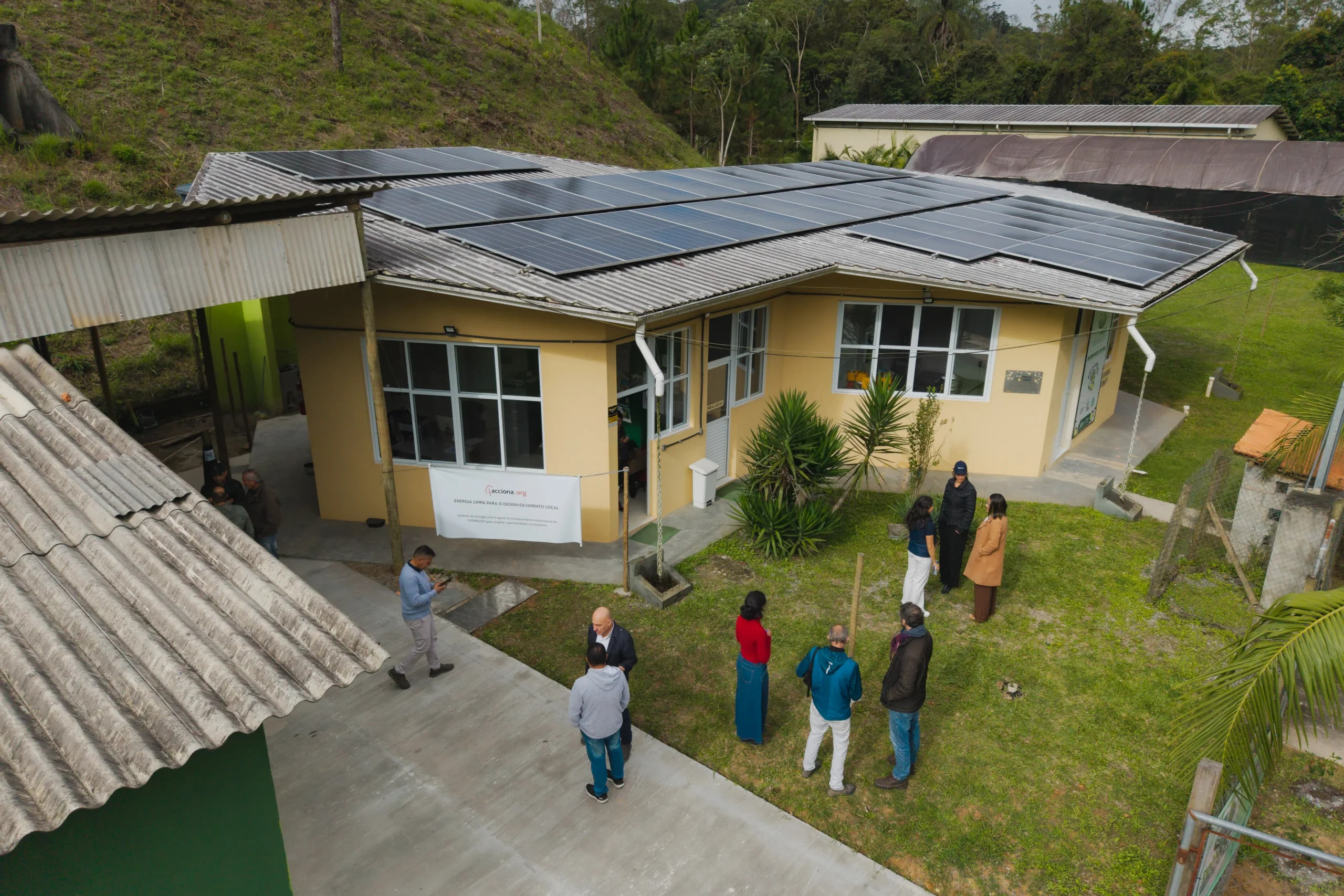 Paneles solares de COOPJUQUI